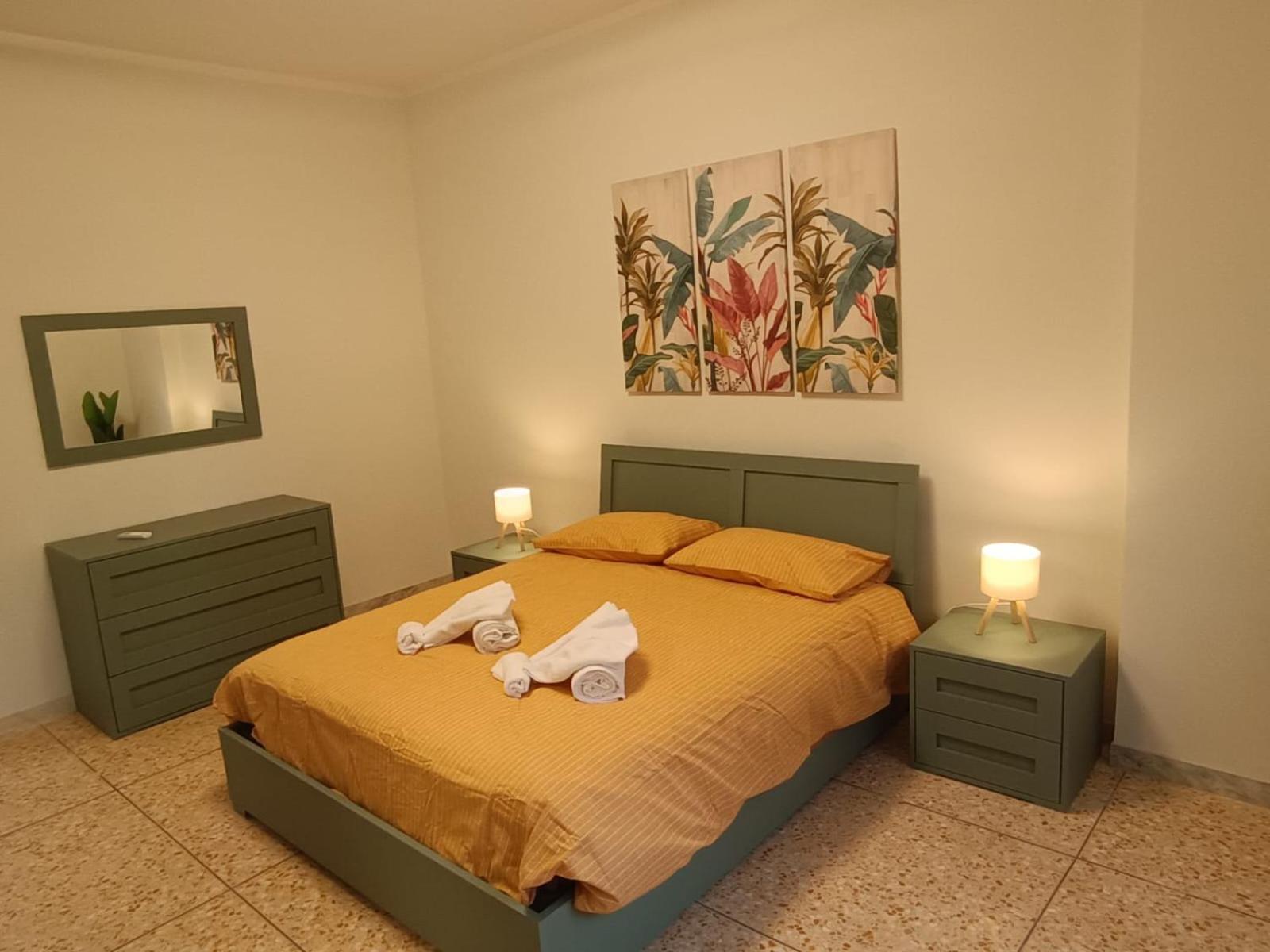 Mondovi 27 - Ponte Lungo Station Appartement Rome